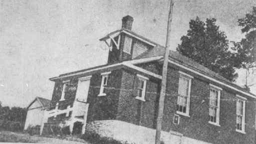 Bentley Springs School.jpg (96024 bytes)